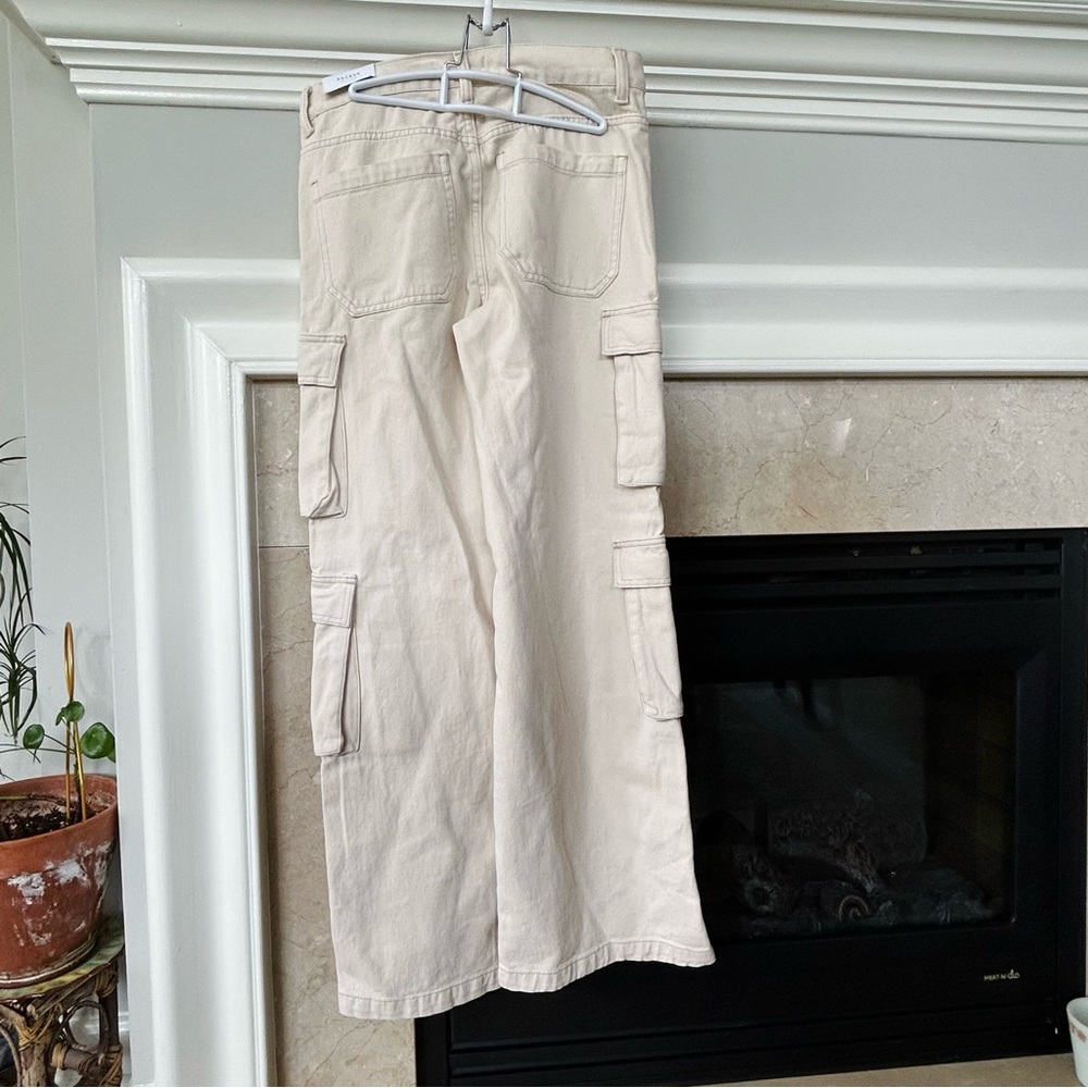 NWT PacSun 90’s Baggy Cargo Widelegged Pants Vanilla Beige - Picture 4 of 4